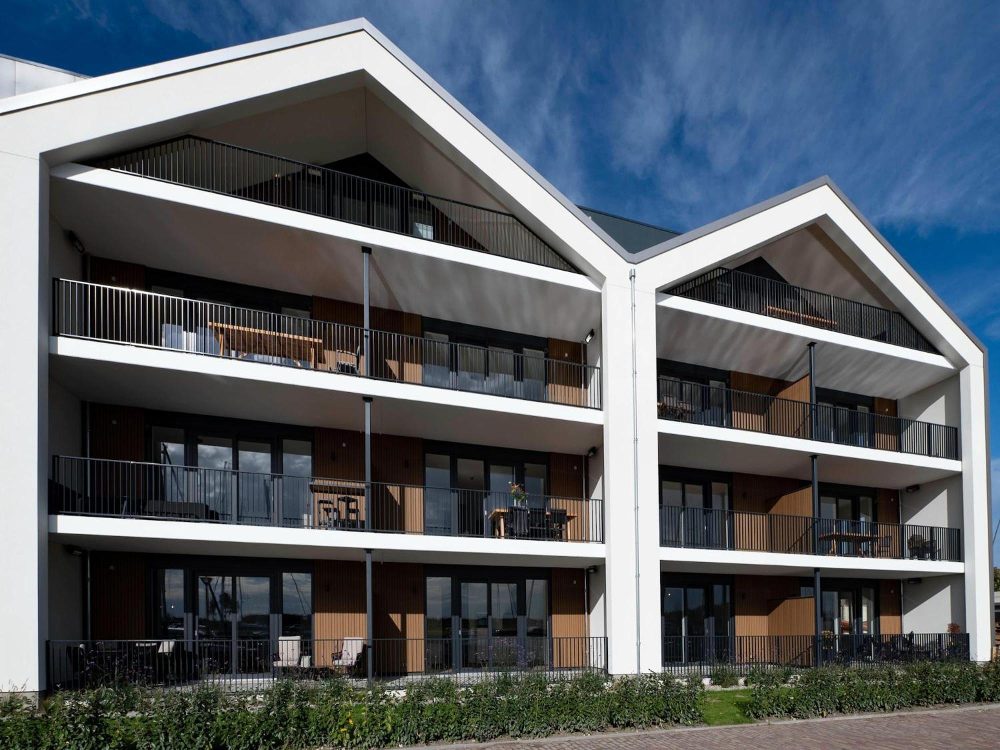 Luxury In R Sidence Marina Pet Friendly Apartment