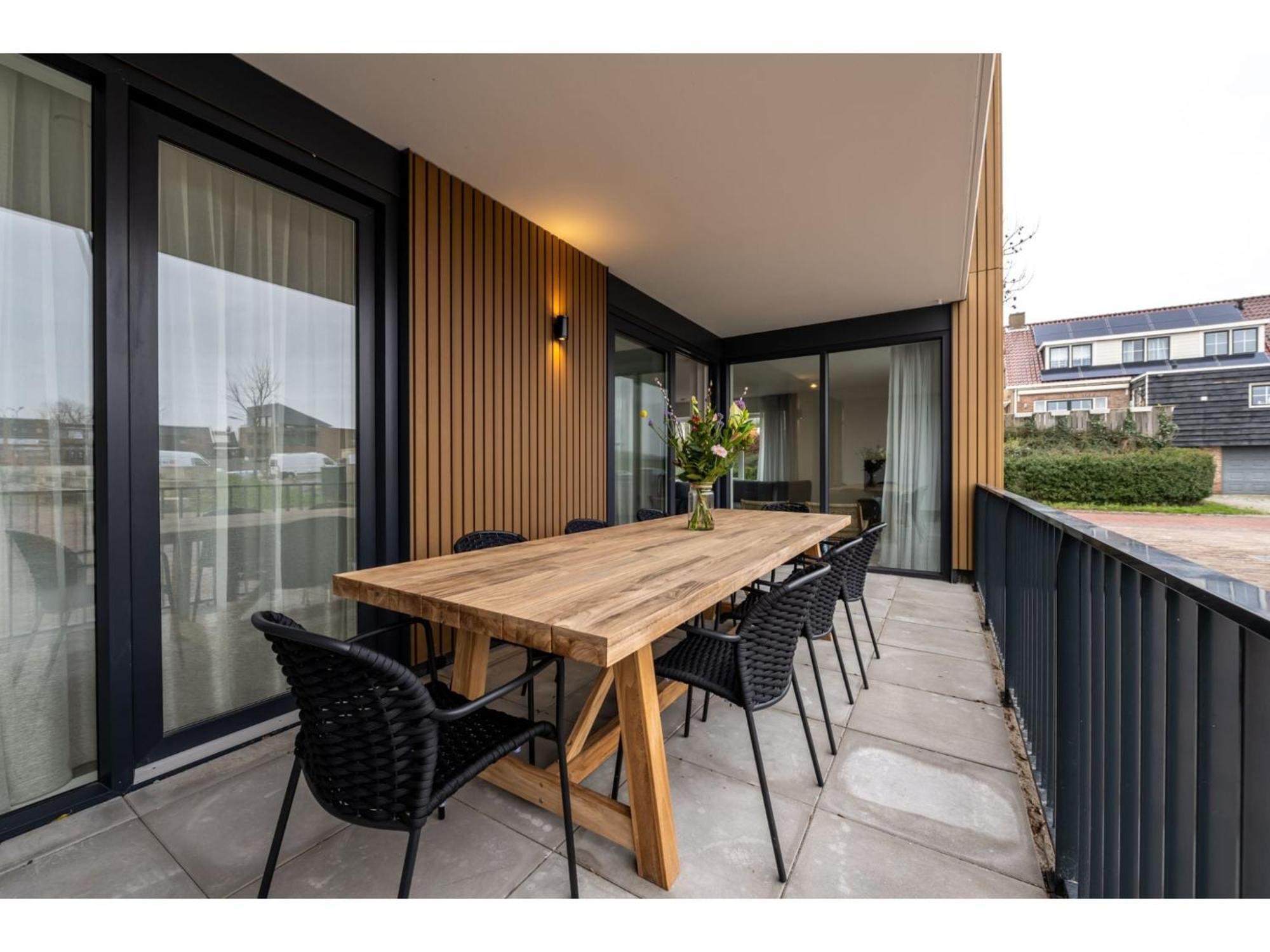Luxury In R Sidence Marina Pet Friendly Apartment